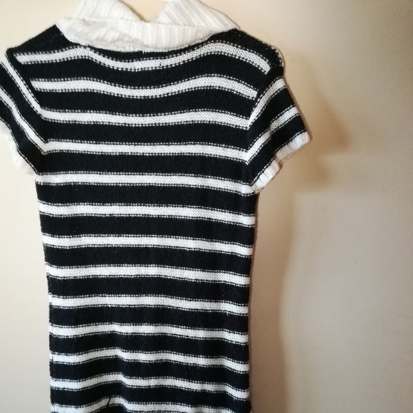 Quilted Cowl Dress - Picture 2 of 2